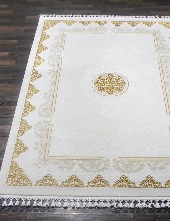 Золотистые